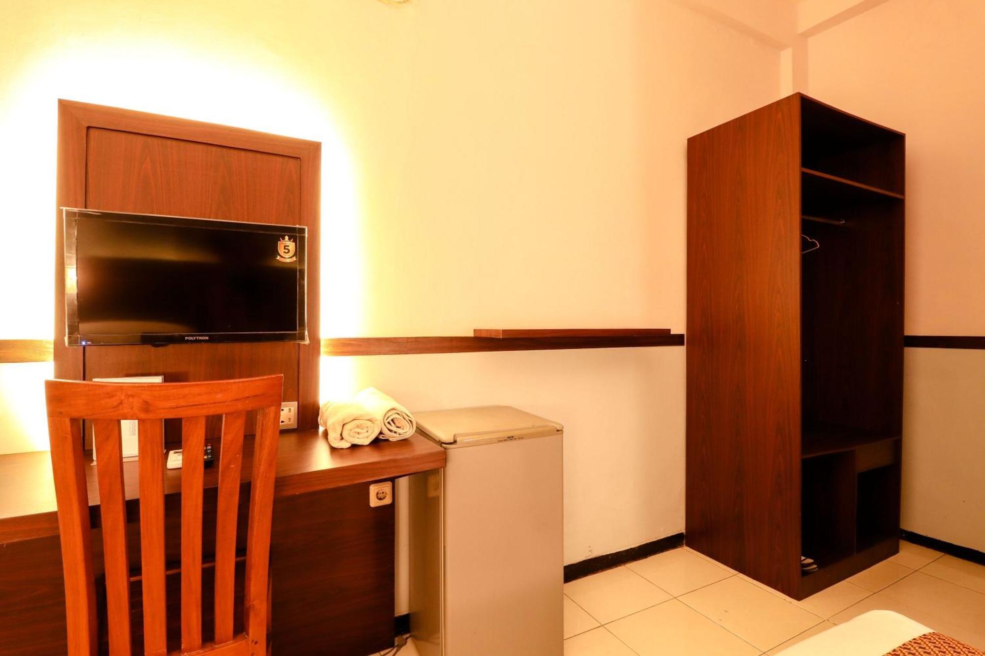 Hotel Jawa Surabaya Esterno foto