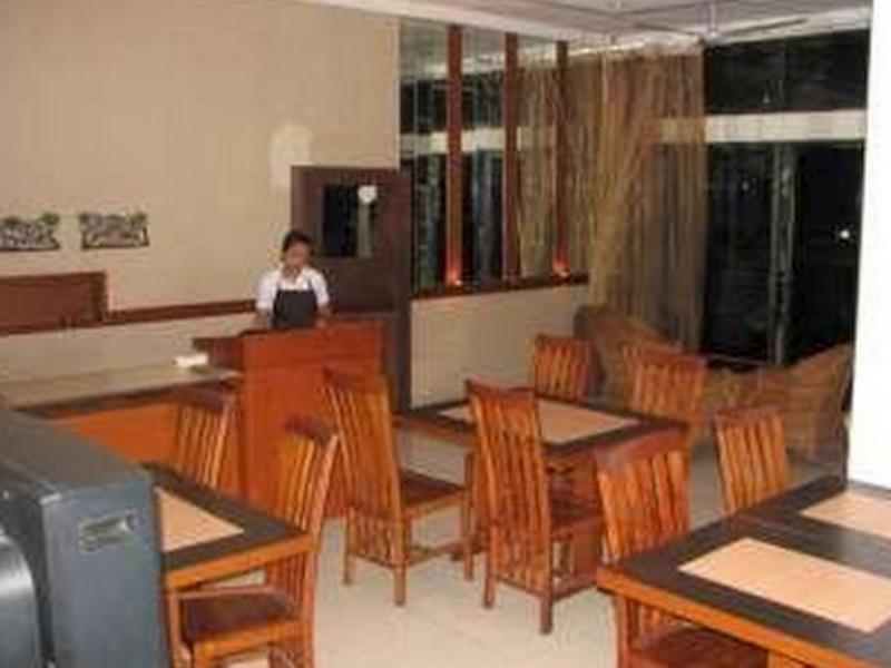 Hotel Jawa Surabaya Esterno foto